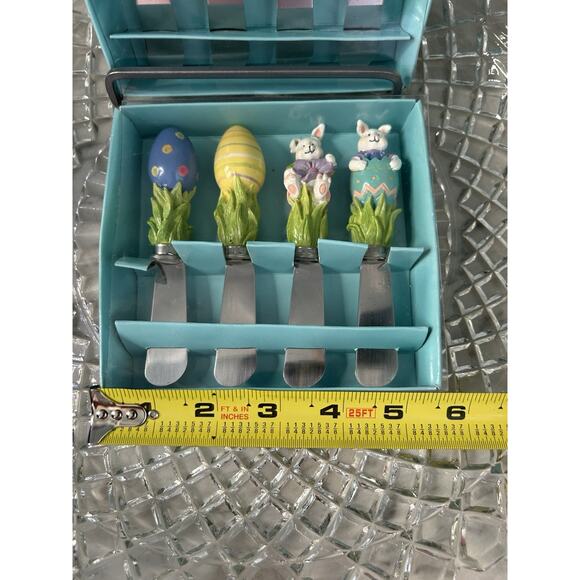 (2) New Blossoms & Blooms Spreaders Easter Ceramic 2 Sets of 4 Rabbit Bunny NIB - Picture 7 of 7